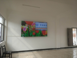 孝感市雙創(chuàng)中心-55寸2x2拼接屏